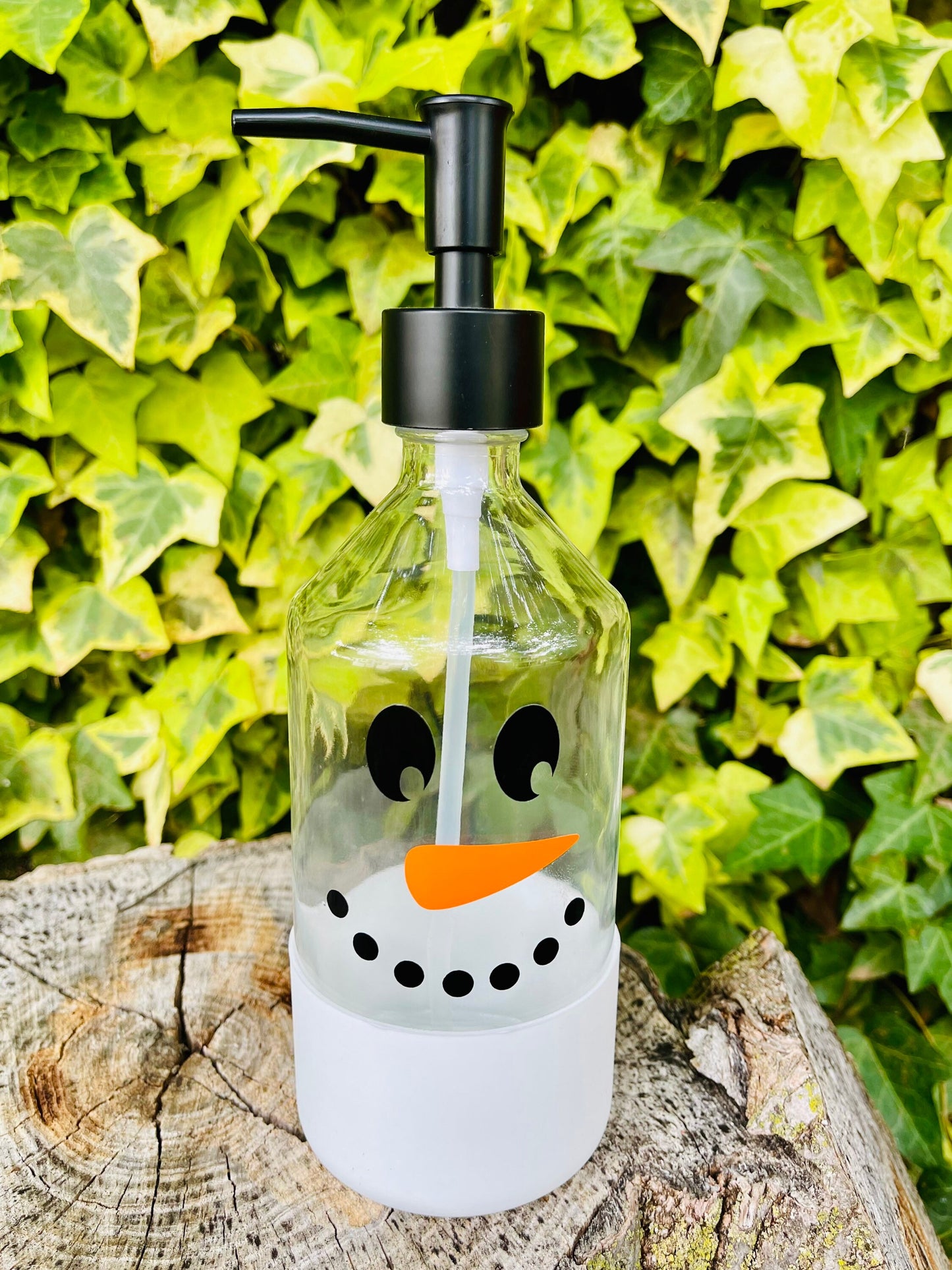 Snowman Face Decals Set of 12 - Vinyl Stickers for Winter Crafts, Christmas Ornaments, Mugs, Cups, Glasses - DIY Projects