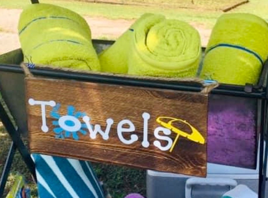 Towels Decal - Vinyl Stickers for the Pool, Birthday Parties, Picnics, Beach Buckets, Graduation, Summer Fun Decorations - DIY Projects